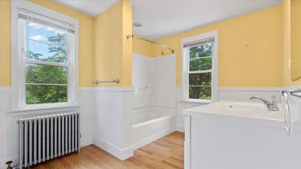 Portland, ME 04103,52 Hicks ST