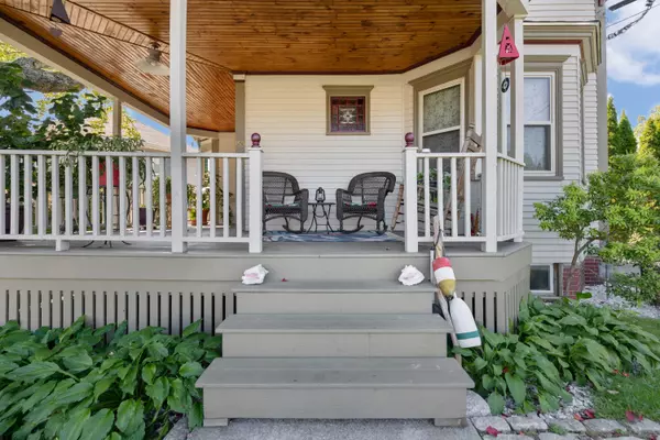 South Portland, ME 04106,153 Ridgeland AVE