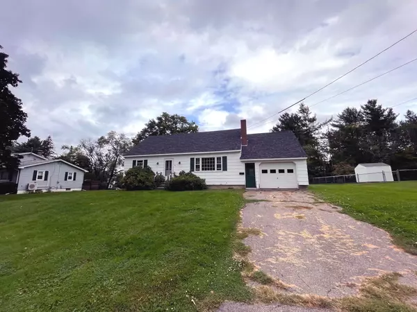 Brewer, ME 04412,56 Edgewood DR