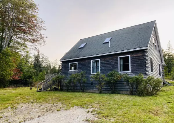 41 Cripple Creek RD, Vinalhaven, ME 04863
