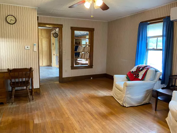 Corinth, ME 04427,218 Main ST