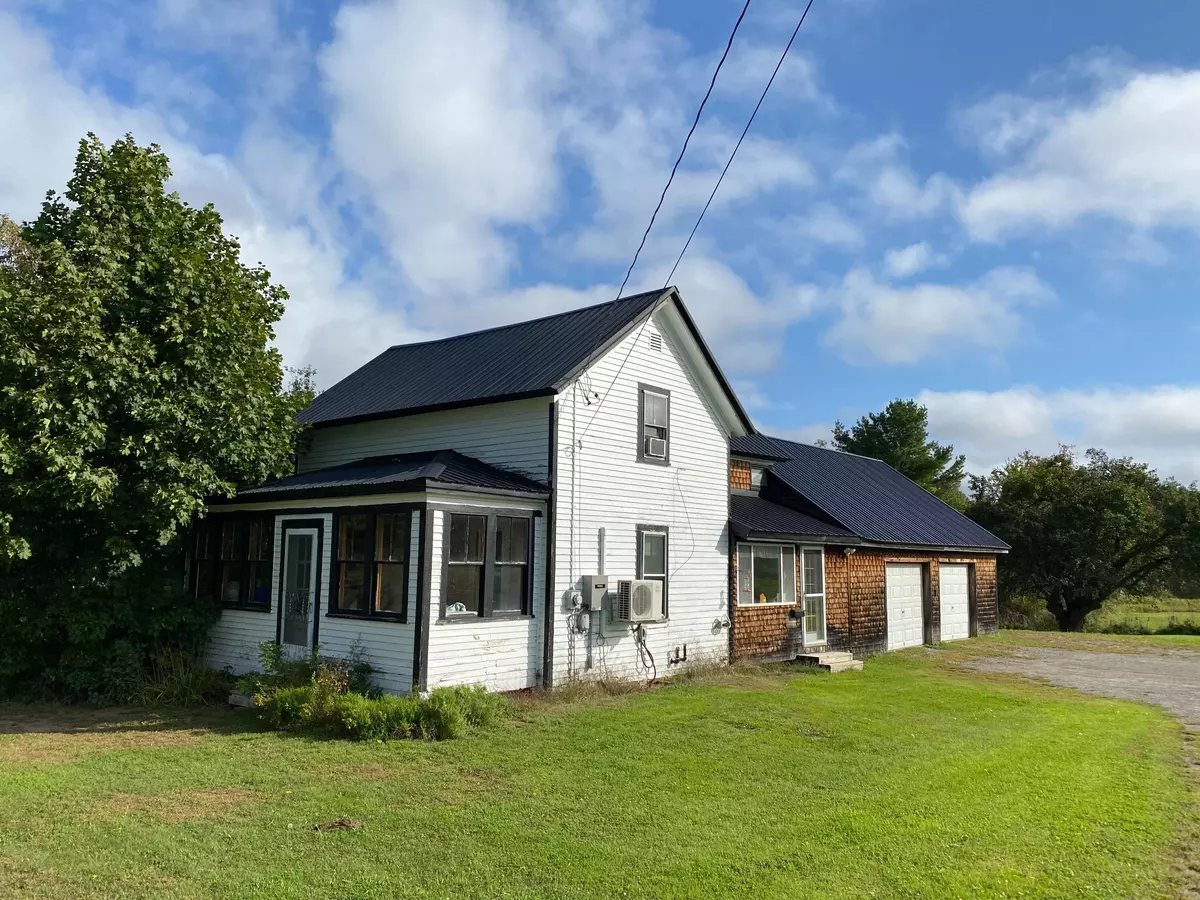 Corinth, ME 04427,218 Main ST