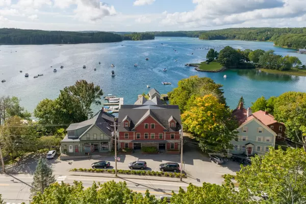 Newcastle, ME 04553,75 Main ST #6