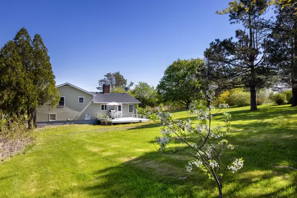 Thomaston, ME 04861,11 Sunrise TER