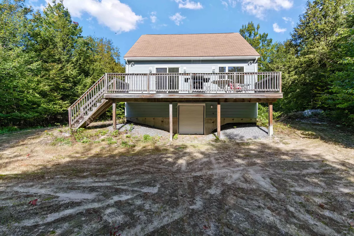 Naples, ME 04055,96 Burnell RD