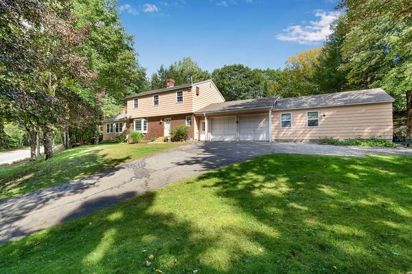 501 Cobbs Bridge RD, New Gloucester, ME 04260