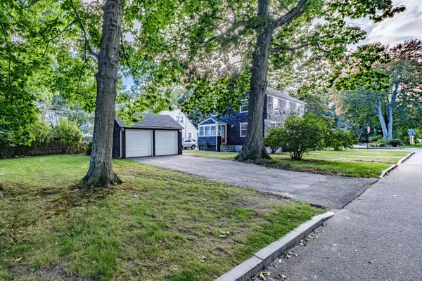 Portland, ME 04102,56 Elizabeth RD