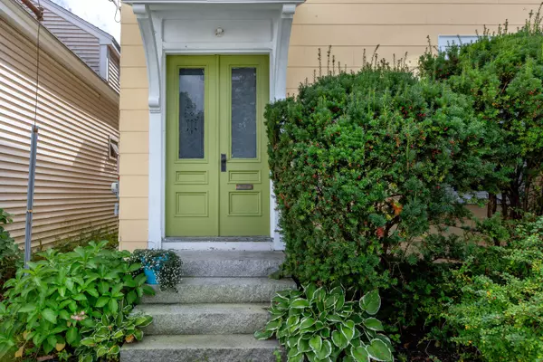 Brunswick, ME 04011,10 Franklin ST