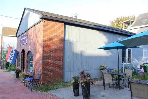 Portland, ME 04101,181 Congress ST