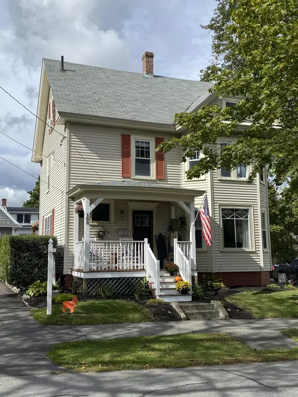 Bangor, ME 04401,109 Webster AVE