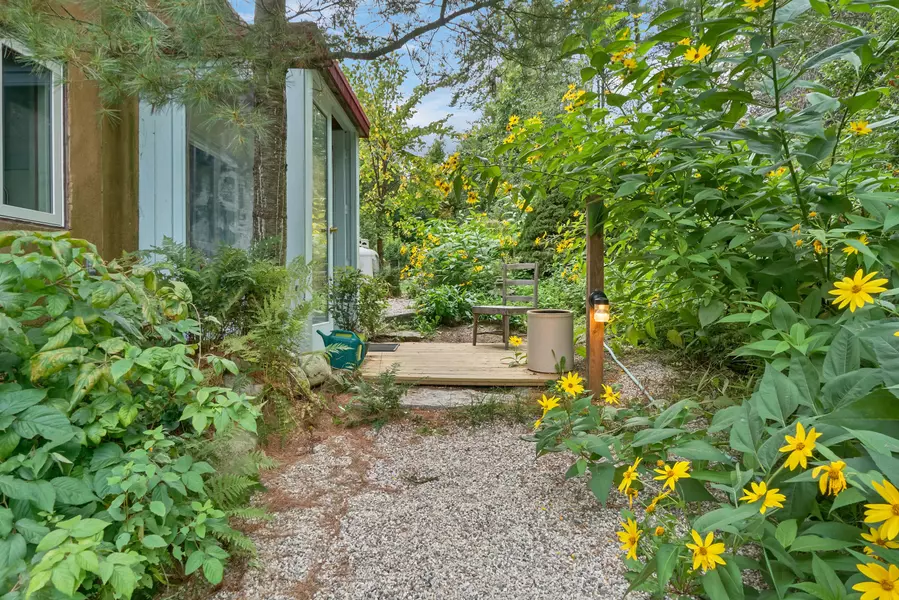 208 Portland RD, Gray, ME 04039