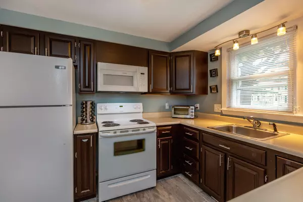 Brunswick, ME 04011,20 Emanual DR