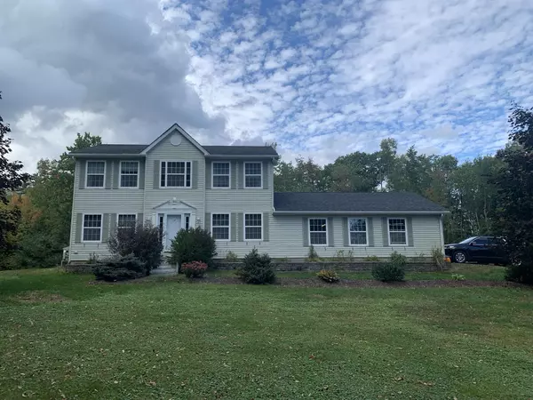 Hudson, ME 04449,17 Lower Cross RD