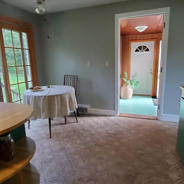 Portland, ME 04103,43 Vera ST