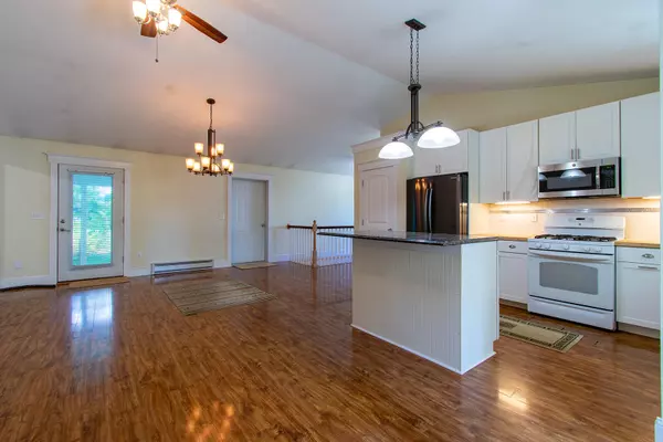 Rockport, ME 04856,10 Michelle LN #47