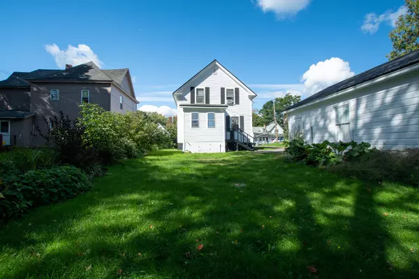 East Millinocket, ME 04430,19 Eastern AVE