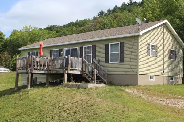 5 Access RD, Sabattus, ME 04280