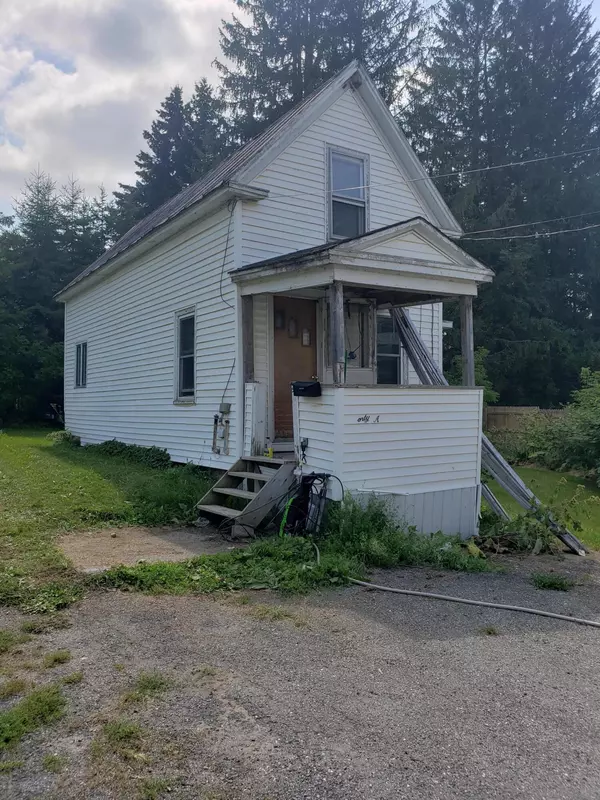 Presque Isle, ME 04769,40 & 40A Elm