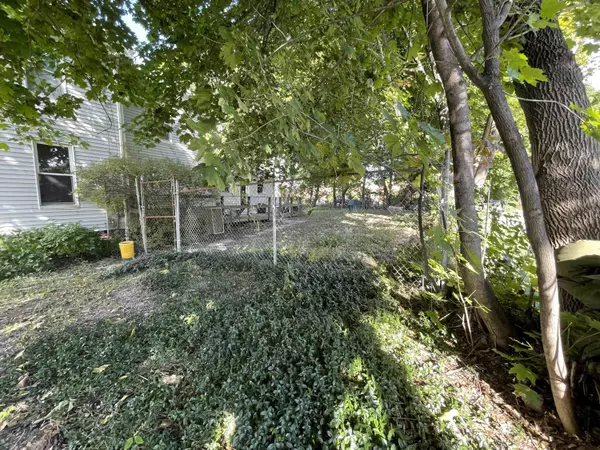 Bangor, ME 04401,303 Broadway