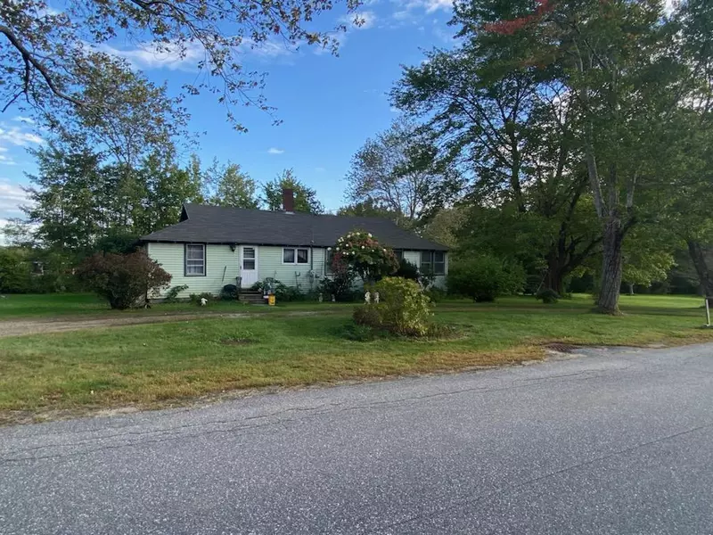83 Harding RD, Brunswick, ME 04011