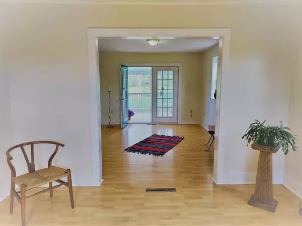 Thomaston, ME 04861,459 Main ST