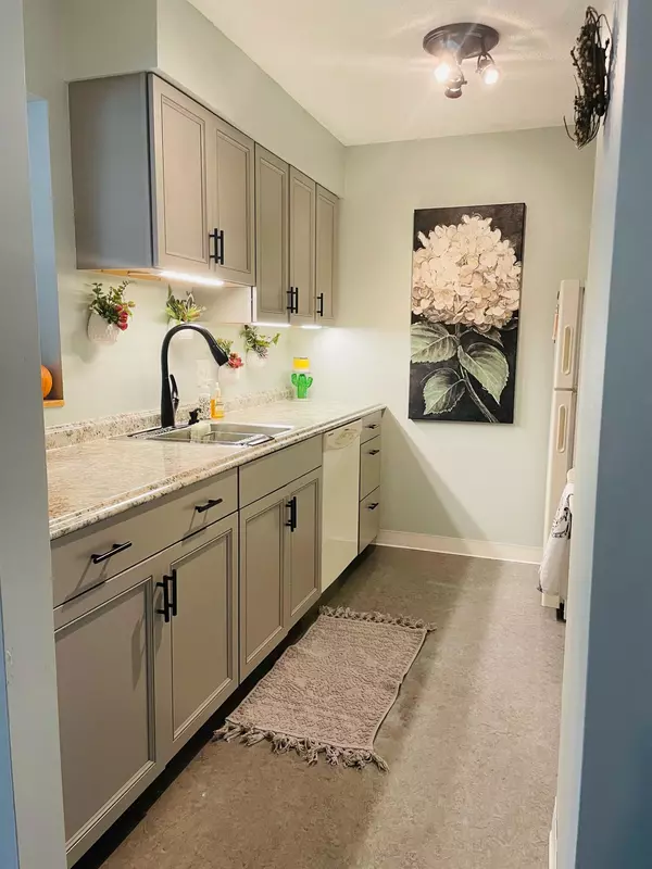 Freeport, ME 04032,13 Somerset #A-13