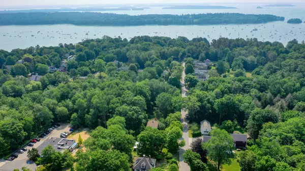 Freeport, ME 04032,5 Park ST