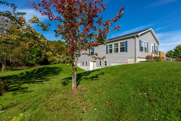 Topsham, ME 04086,55 Atwood RD