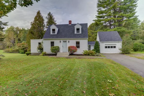 1165 Sawyer RD, Cape Elizabeth, ME 04107