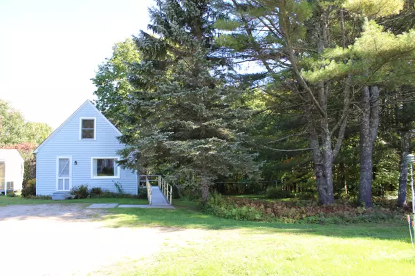 Winthrop, ME 04364,432 Winthrop Center RD