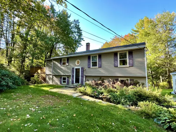 Brunswick, ME 04011,625 River RD