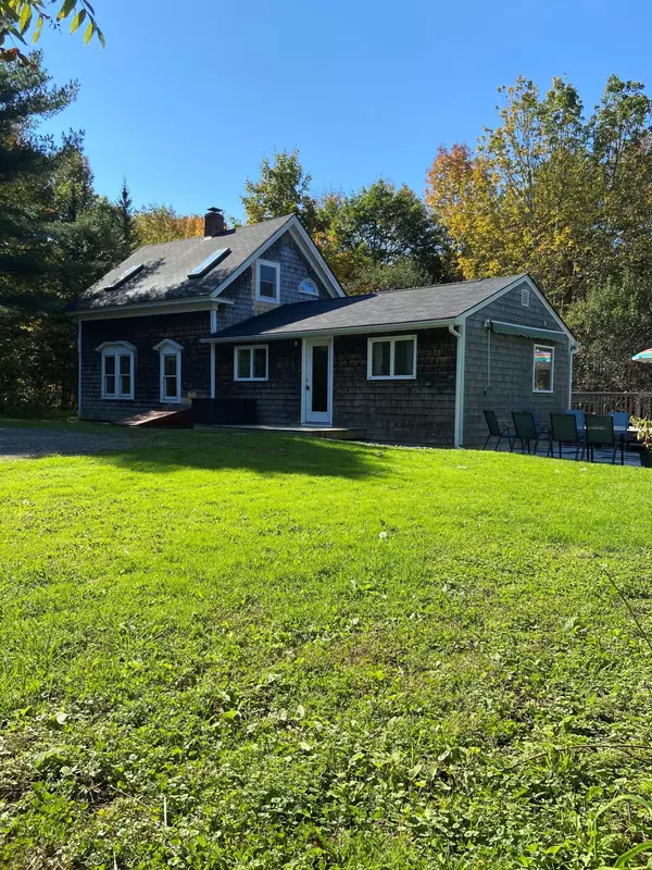 Orono, ME 04473,222 Forest AVE