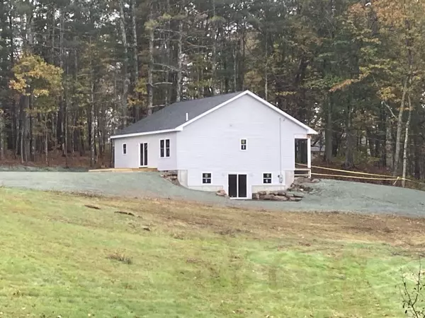 North Berwick, ME 03906,142 Maple ST