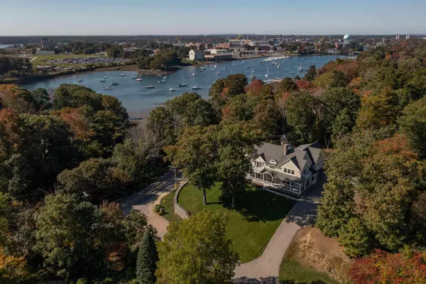 Kittery, ME 03904,1 Tudor DR