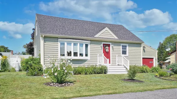 63 Constitution DR, Westbrook, ME 04092