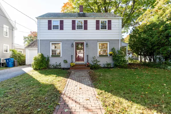 26 Dirigo ST, Portland, ME 04102