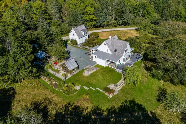 67 Davis Farm RD, Deer Isle, ME 04627