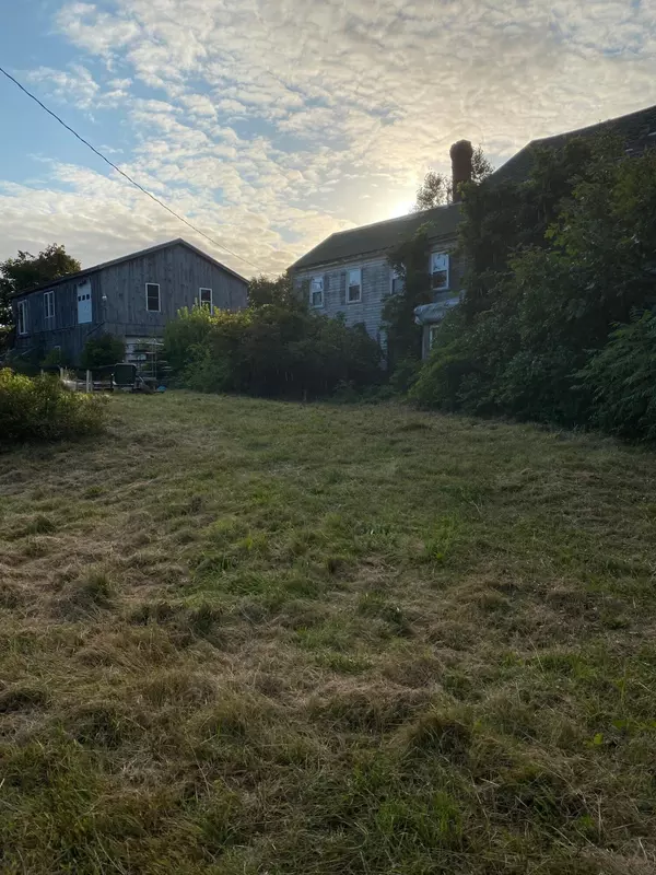 Brunswick, ME 04011,121 Bridge RD