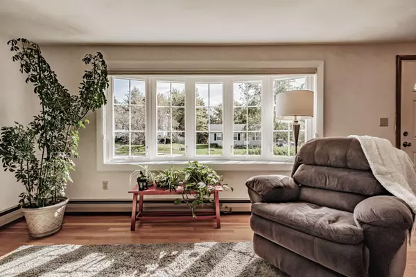 Portland, ME 04103,107 Primrose LN