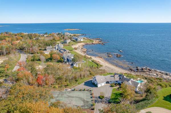 271 Ocean AVE, Kennebunkport, ME 04046