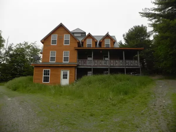 88 US Route 1, Pembroke, ME 04666