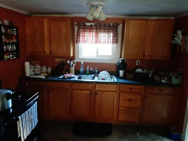 Hermon, ME 04401,51 Annis RD