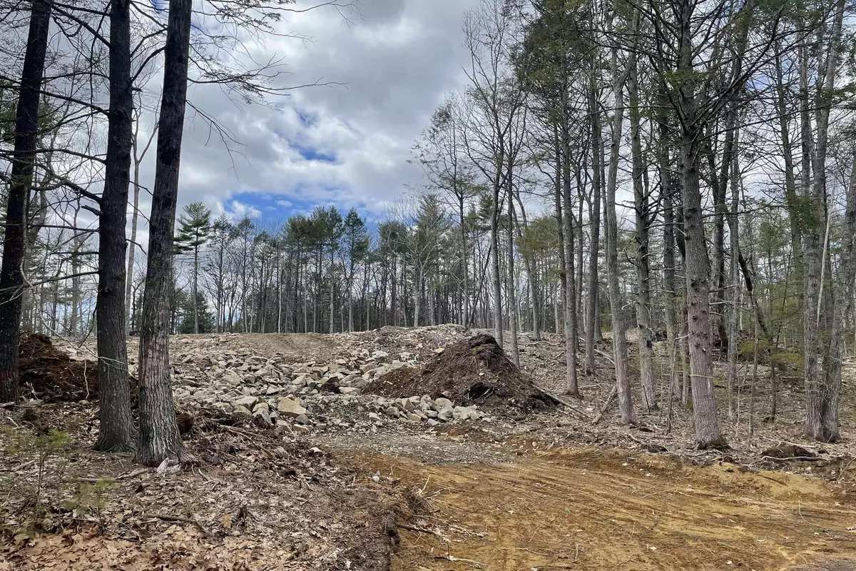 Ogunquit, ME 03907,25 Autumn River LN