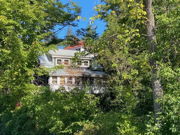 8 Swan Island Landing, Richmond, ME 04357
