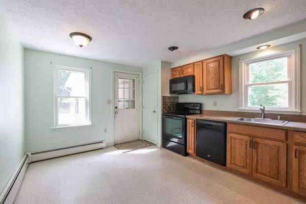 Kennebunk, ME 04043,20 Littlefield DR