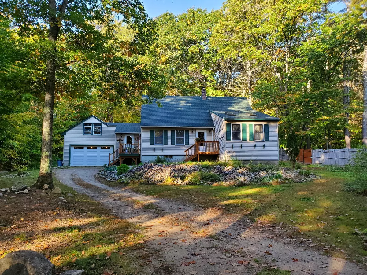 Raymond, ME 04071,42 Swans RD