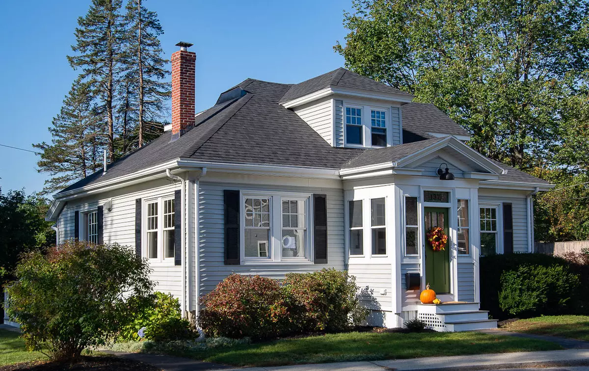 South Portland, ME 04106,137 Mitchell RD