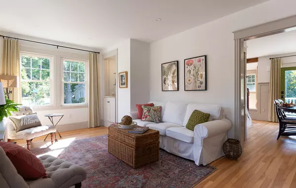 South Portland, ME 04106,137 Mitchell RD