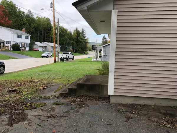 Rumford, ME 04276,656 Penobscot ST