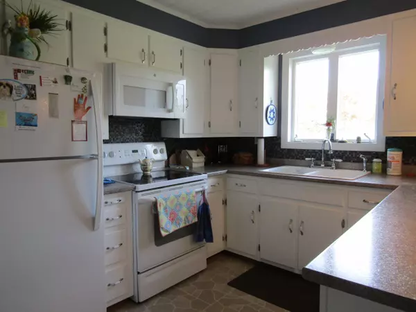 Woodland, ME 04736,925 Carson RD